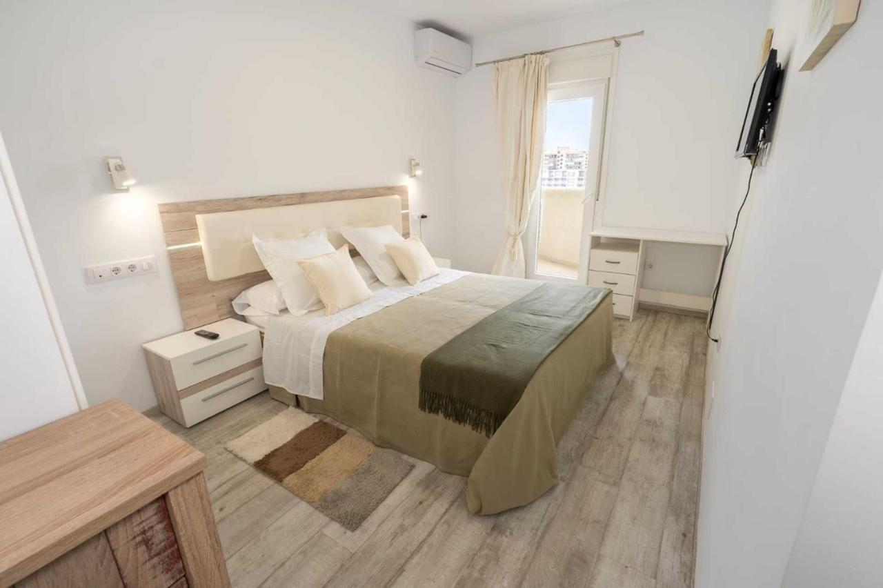 בנאלמדנה El Estudio De La Playa Benalbeach New 1Bd, Piscinas, Playa Y Vistas Al Mar Ref504 מראה חיצוני תמונה
