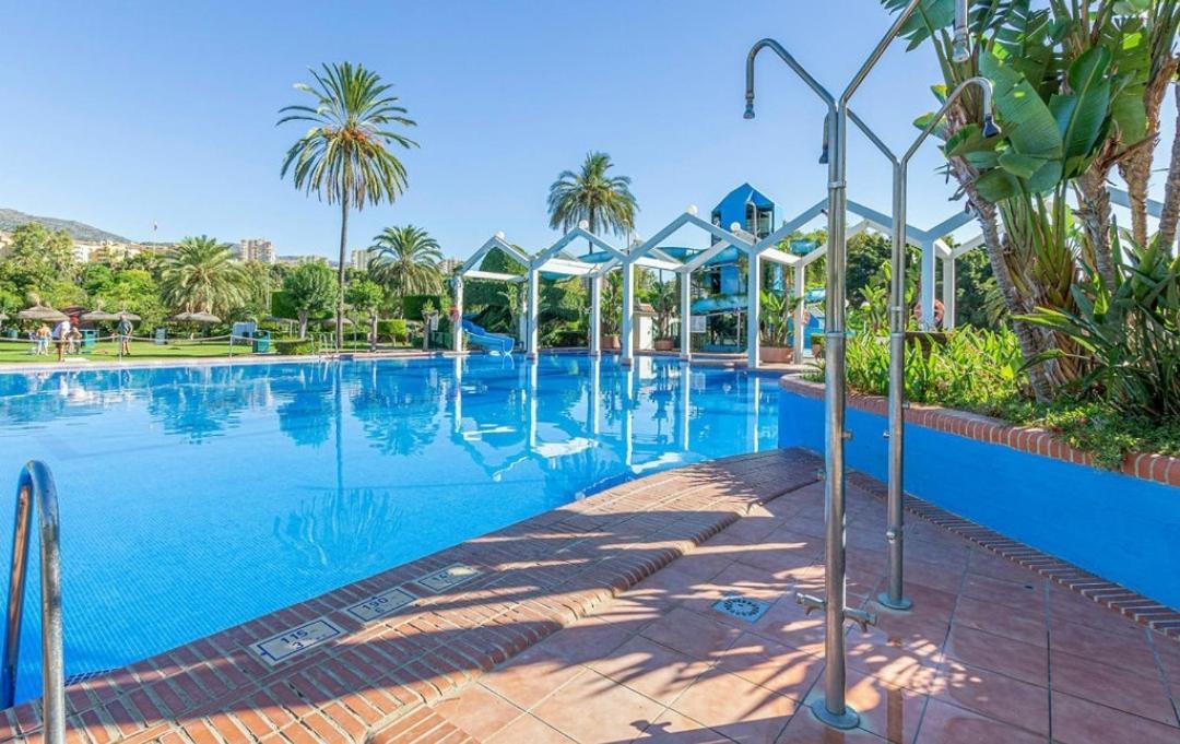 בנאלמדנה El Estudio De La Playa Benalbeach New 1Bd, Piscinas, Playa Y Vistas Al Mar Ref504 מראה חיצוני תמונה