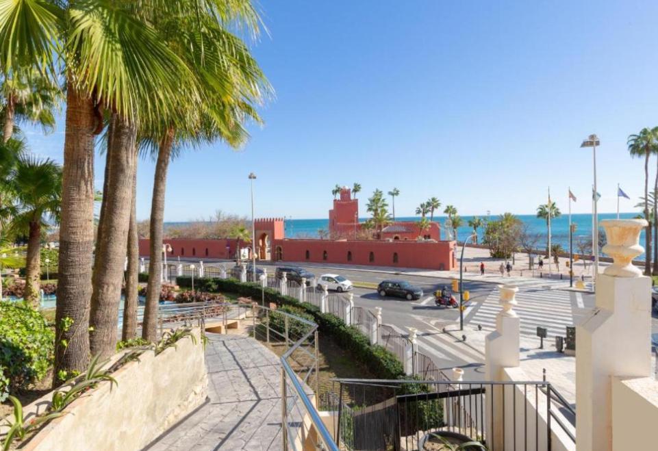 בנאלמדנה El Estudio De La Playa Benalbeach New 1Bd, Piscinas, Playa Y Vistas Al Mar Ref504 מראה חיצוני תמונה